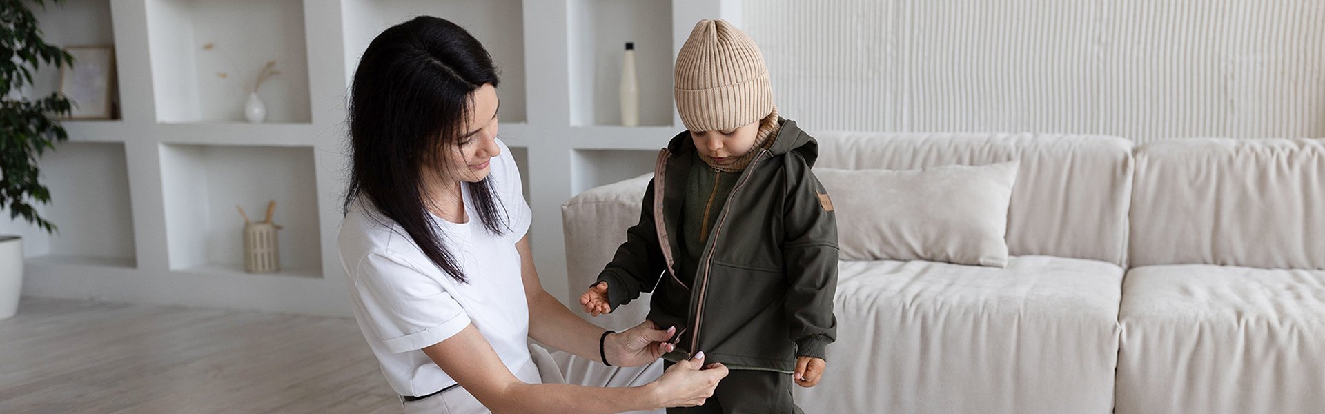 Как научить ребенка одеваться самостоятельно