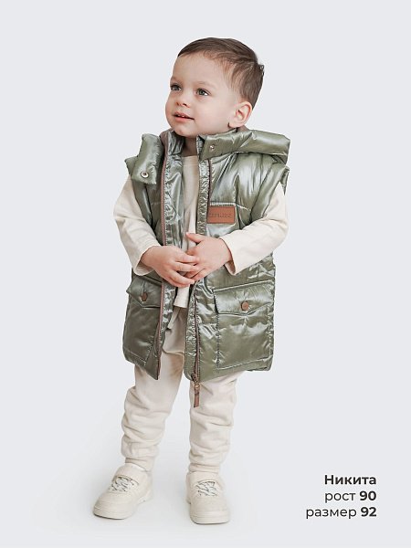 Жилет с капюшоном